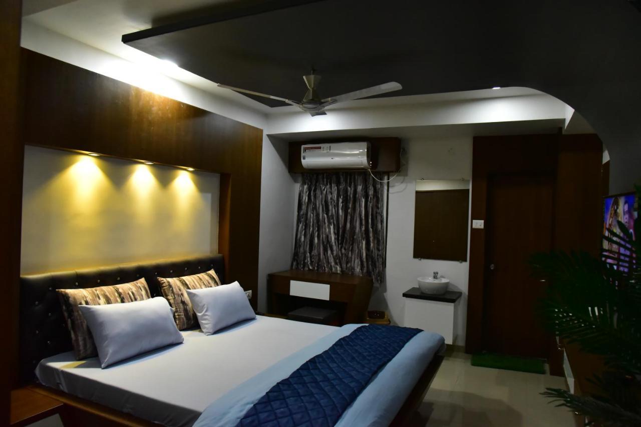 โรงแรมภักติ นิวาส เชคาออน Shegaon ภายนอก รูปภาพ